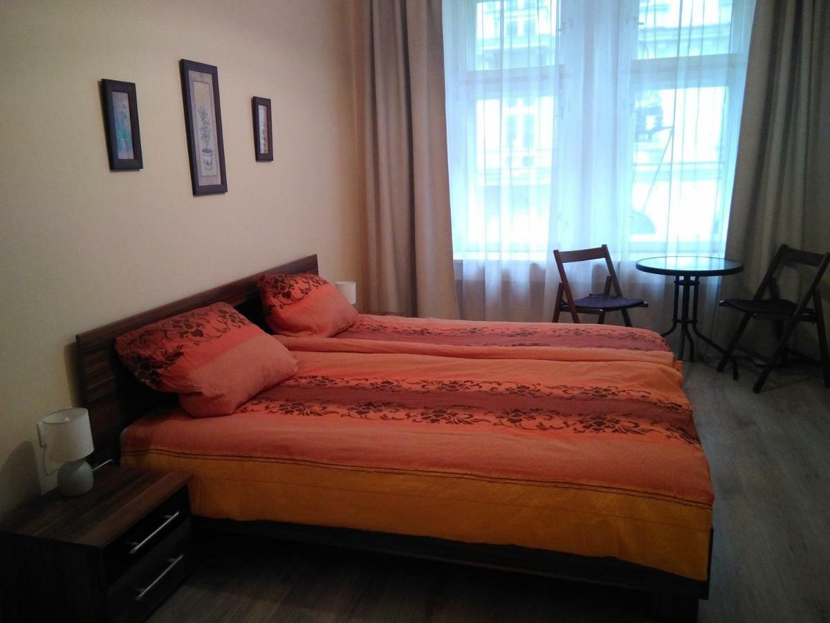 U Andela Apartment Praha Bagian luar foto